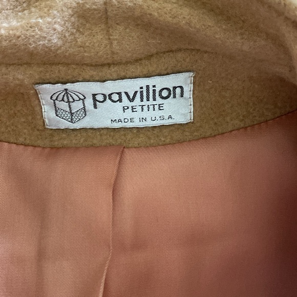 Cream wool coat. Fully lined. Size 14/16. - Picture 9 of 10